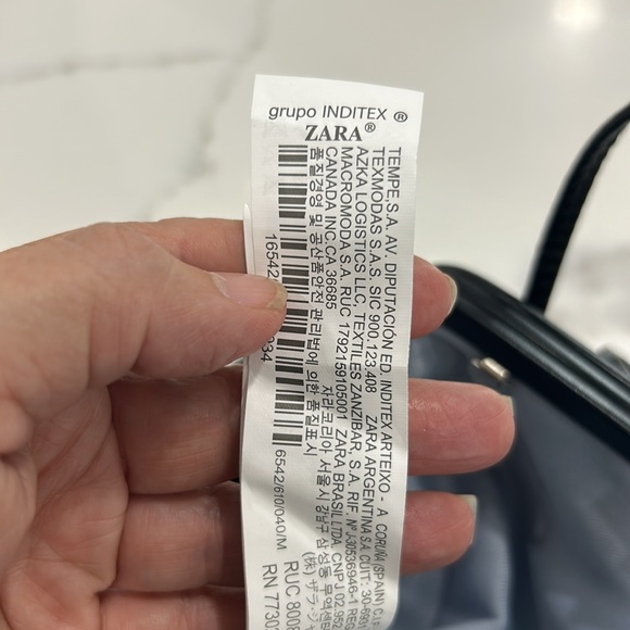 Zara Small Puffy‎ Purse. Size OS - Picture 9 of 10